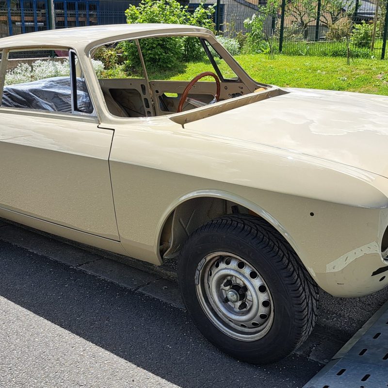 ALFA ROMEO GTV BERTONE sellier garnisseur Aveyron Lozère atelier SEDENTaire